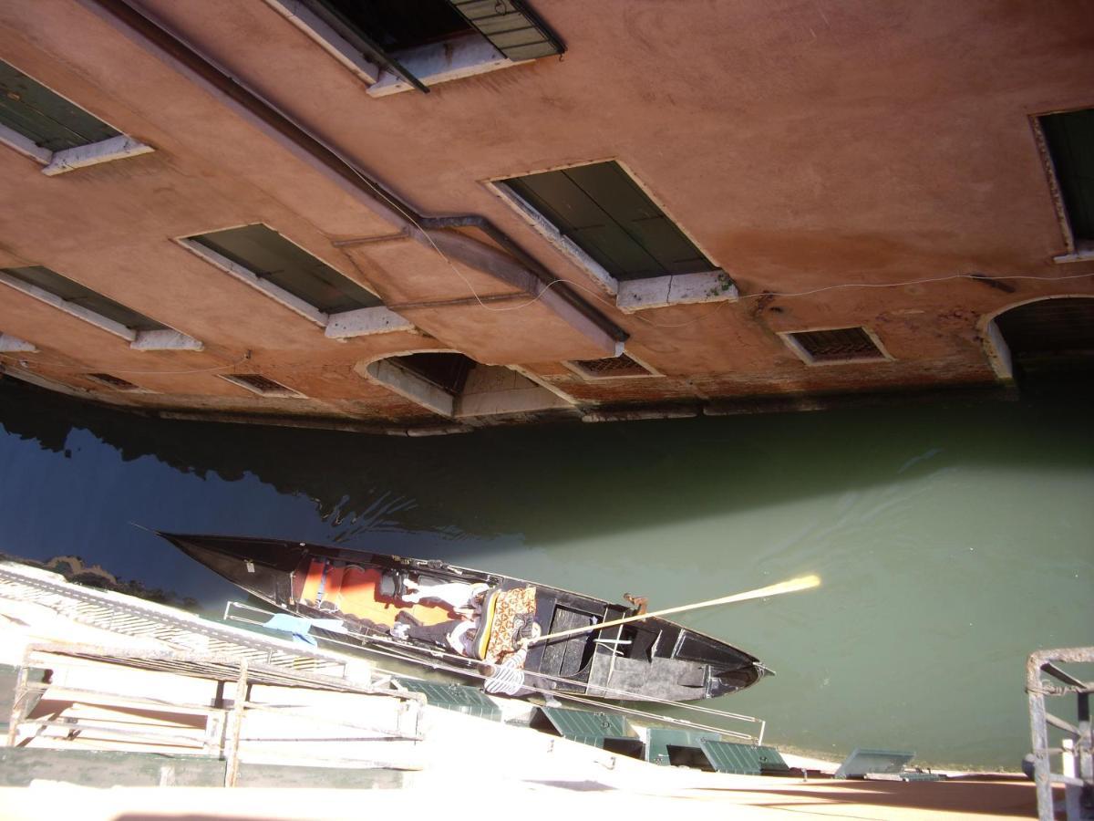 Wellvenice Fenice Luaran gambar