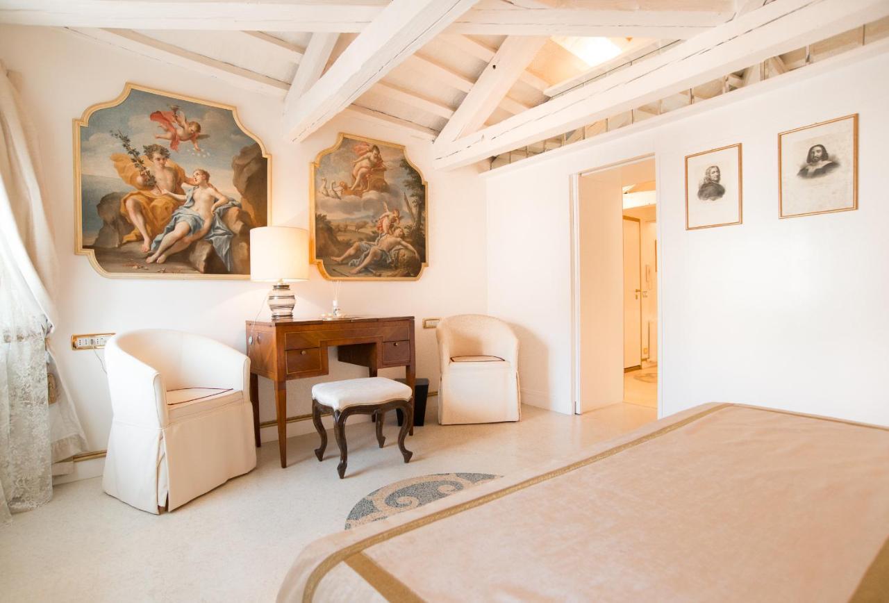 Wellvenice Fenice Luaran gambar